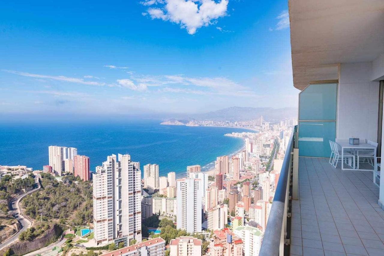 Luxury Apartment On The 41St Floor With Stunning Sea Views Benidorm Exterior photo